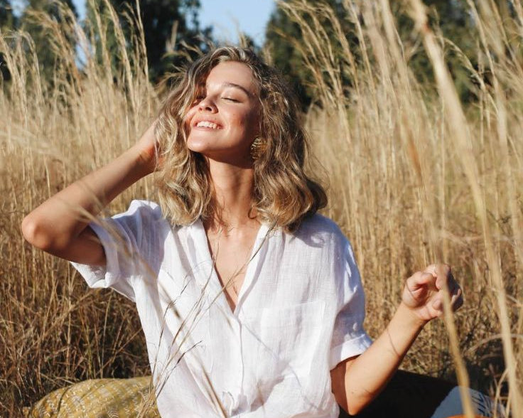 13 Crown Chakra Opening Symptoms & Signs