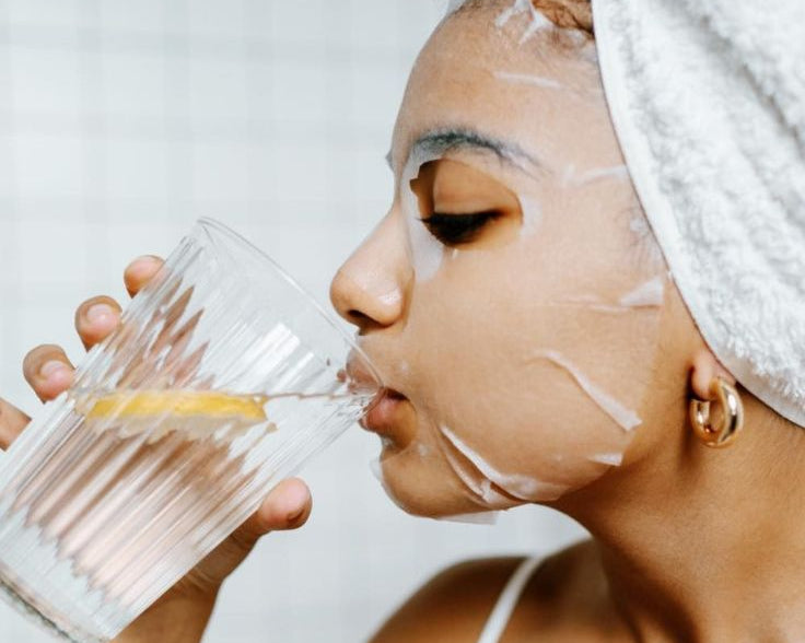 How to Do the 2 Cup Manifestation Method