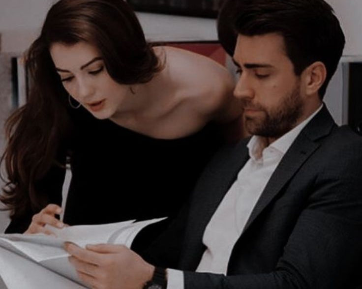What is the Principle of Proximity in Dating?